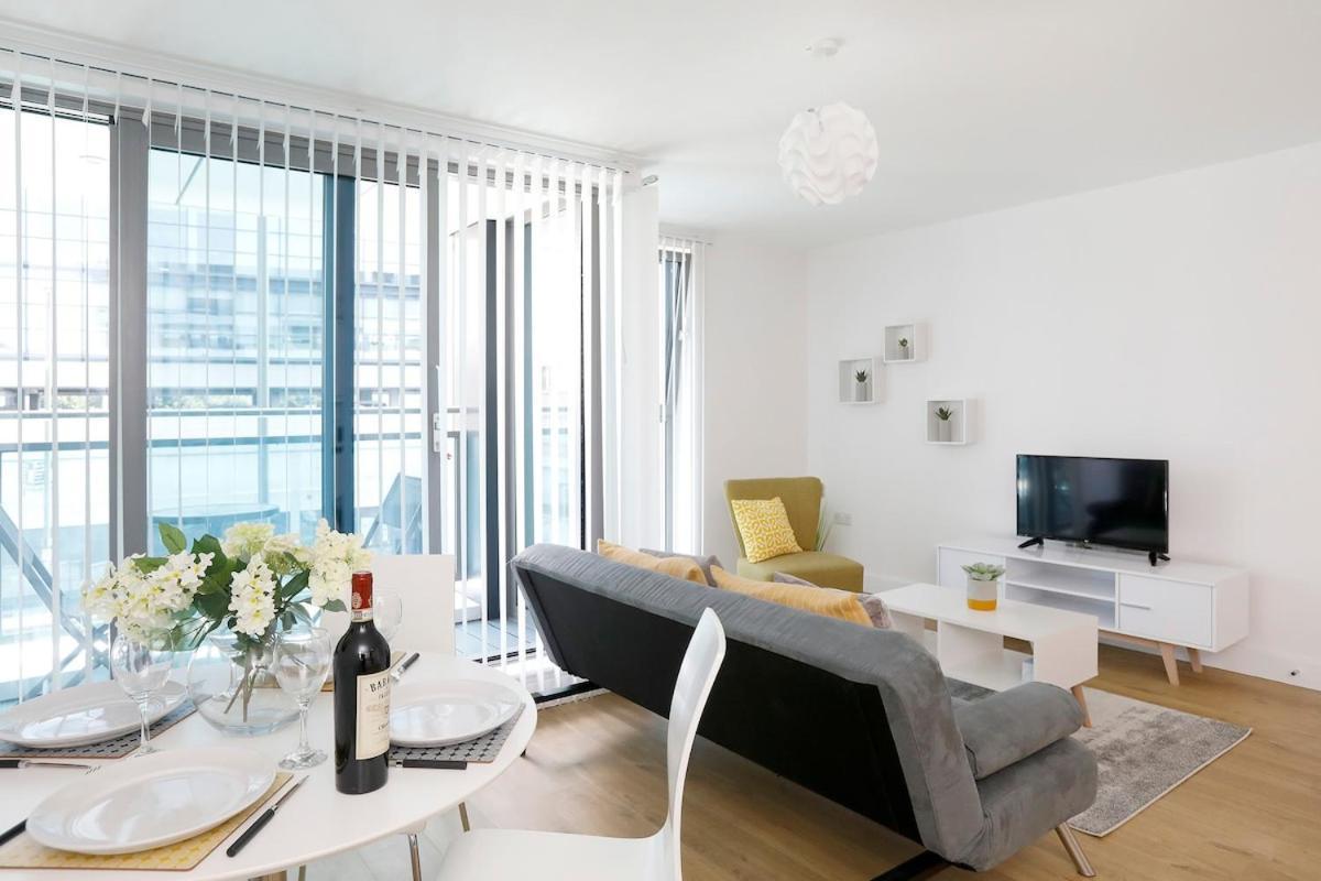 Redhill Queensgate - Modern 1 Bedroom Apartment Redhill (Surrey) Exterior foto